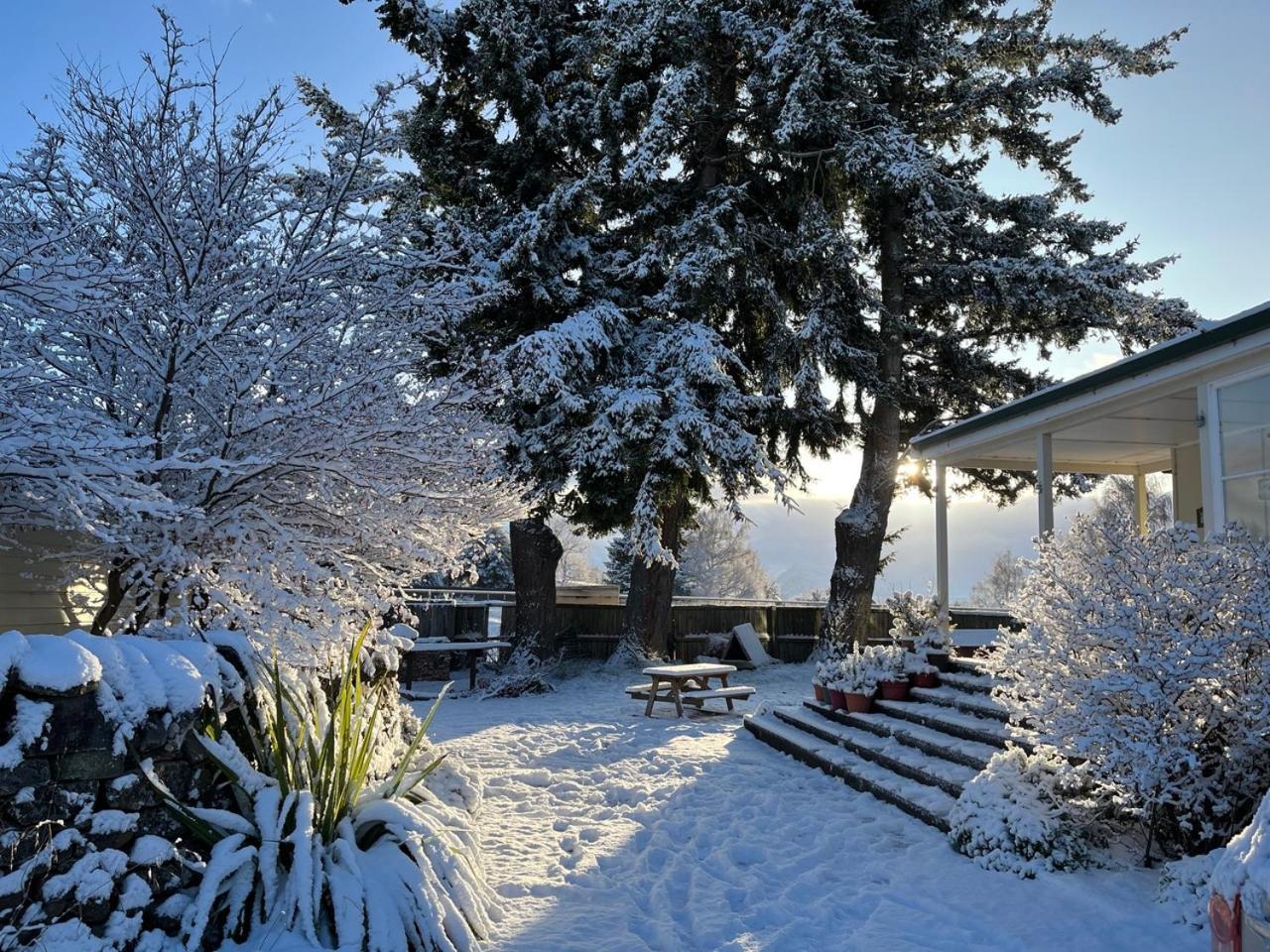 Tailor Made Tekapo Accommodation - Hostel Lake Tekapo Exterior photo